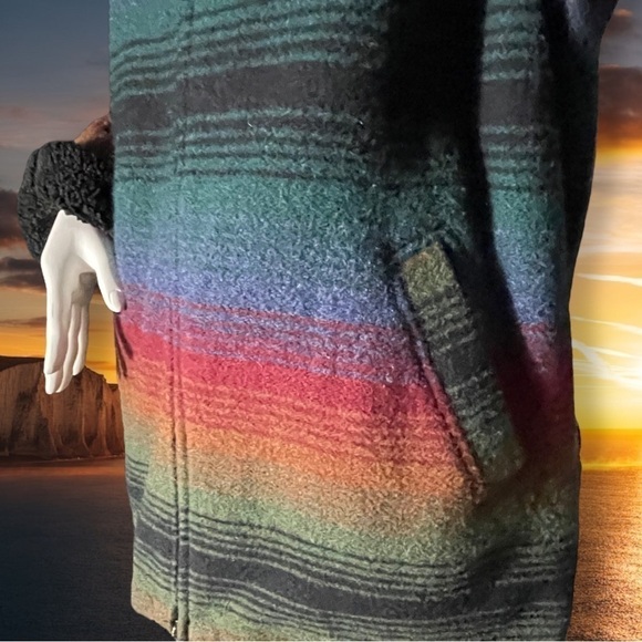 VINTAGE Woolrich Multi Ombre 17165 Rainbow Wool Barn Coat Size Medium - Picture 7 of 16